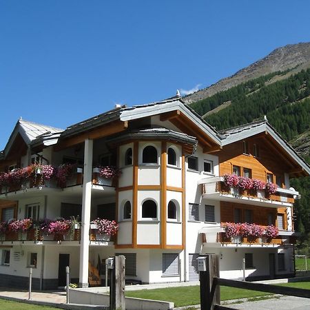 Haus Alpenstern Apartment Saas-Grund Luaran gambar